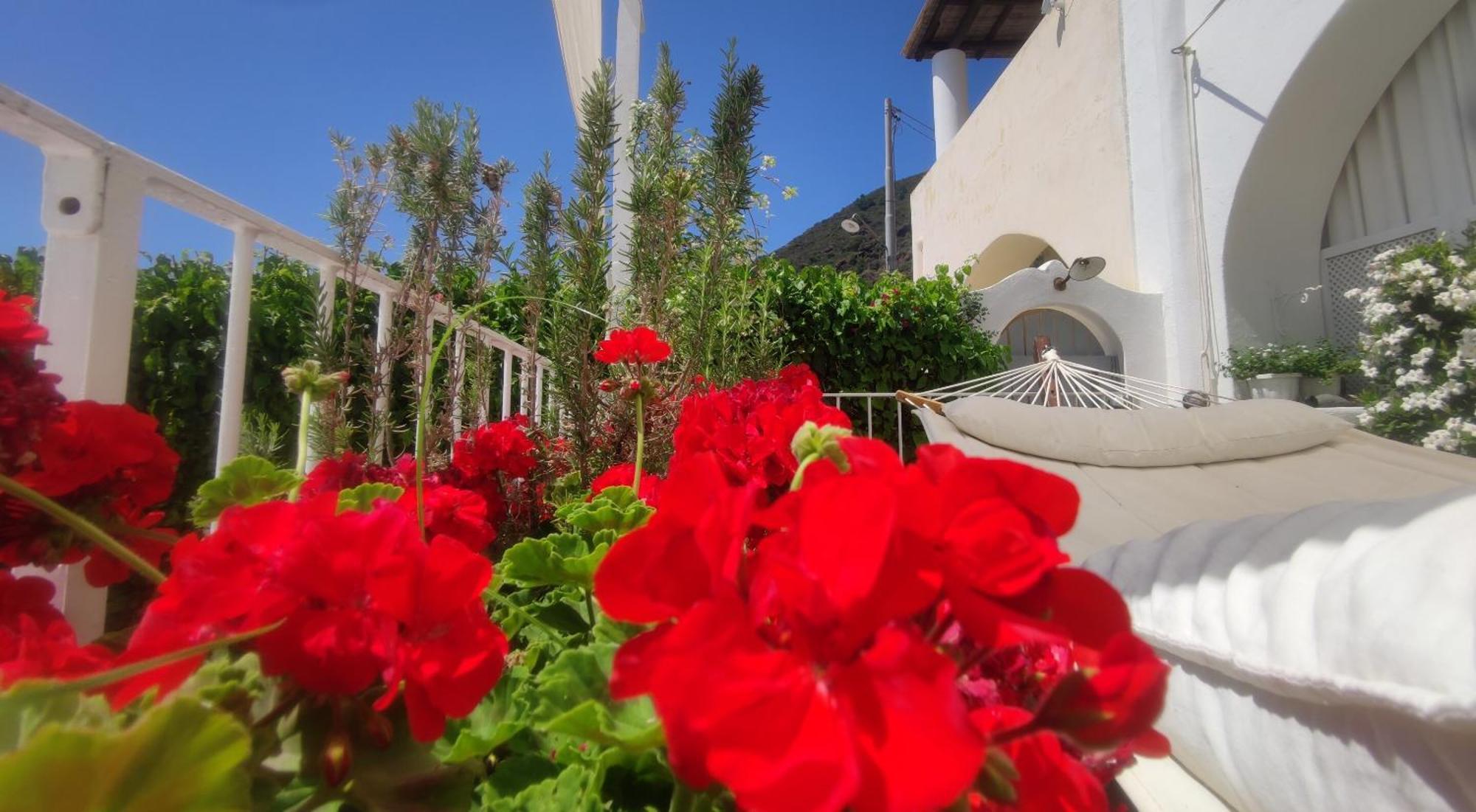 Hotel Halgoduria Santa Marina Salina Exterior foto