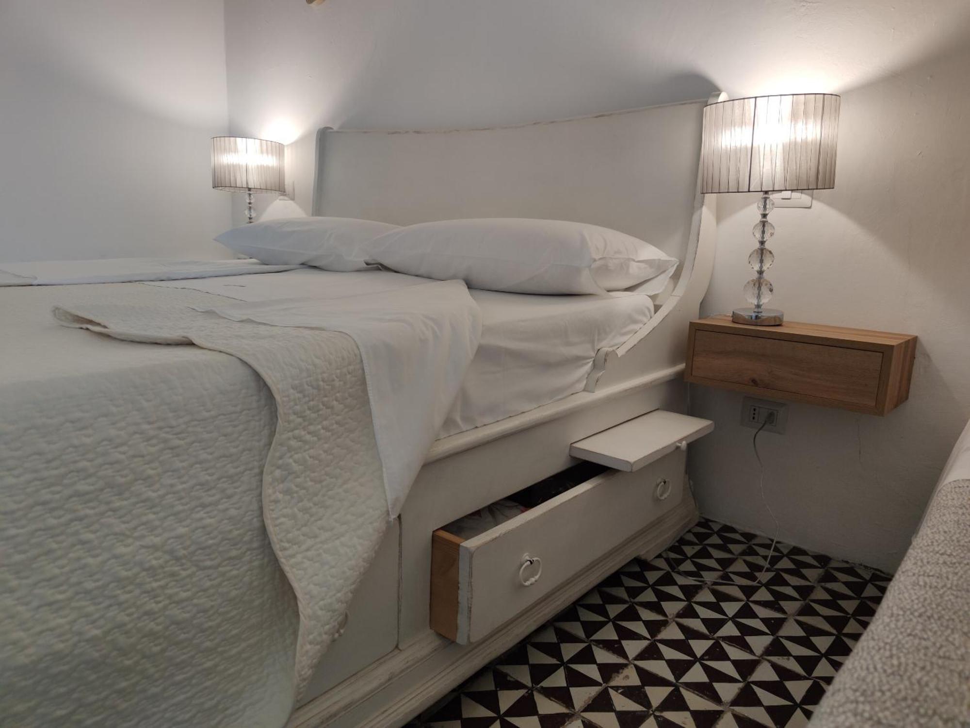 Hotel Halgoduria Santa Marina Salina Habitación foto